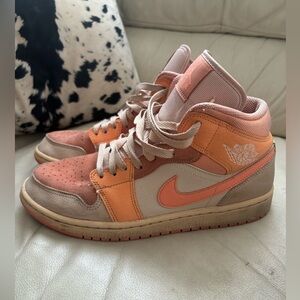 Authentic Air Jordan 1 Mid "Apricot" sneakers. Size 10.5